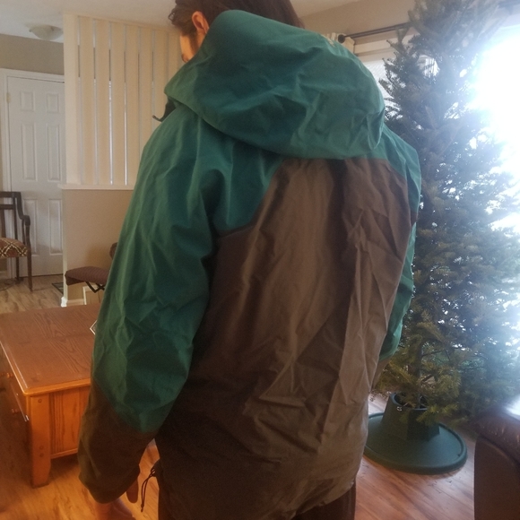 Arcteryx Rush Jacket - Picture 3 of 5